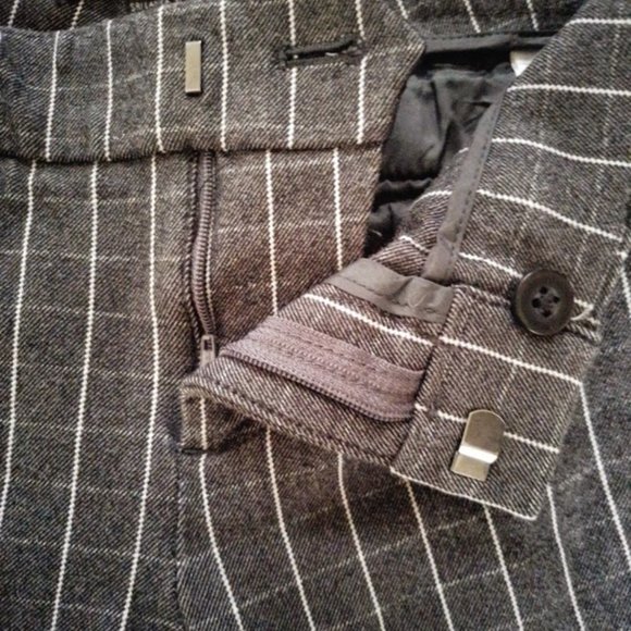 Banana Republic Sloan Fit Women's B&W Striped Pants Size 00 - Picture 3 of 6